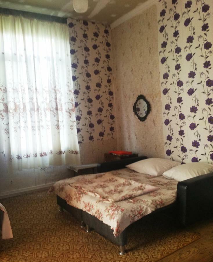 Guest House Knarik Jvari Buitenkant foto